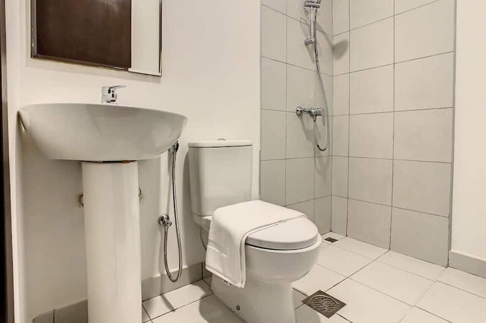 Photo of Bathroom in Motor City
