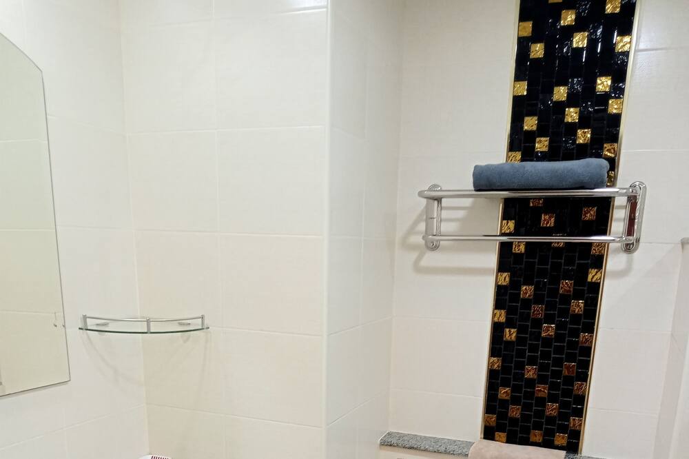 Photo of Bathroom in Mae Hia