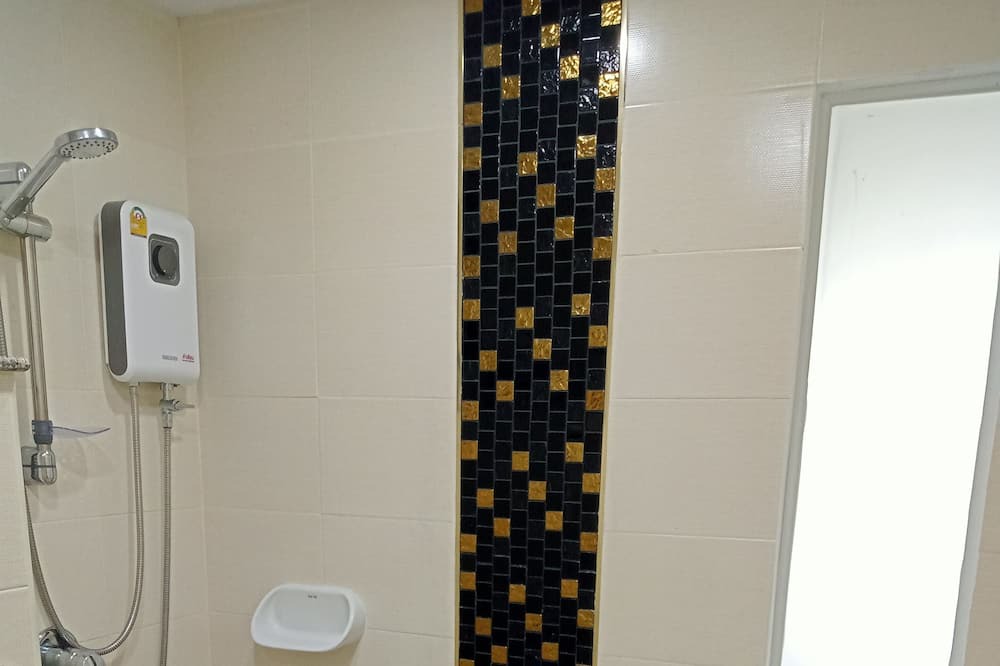 Photo of Bathroom in Mae Hia
