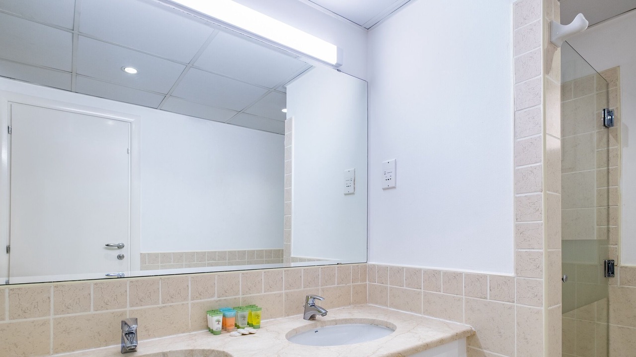 Photo of Bathroom in Emirates Hills