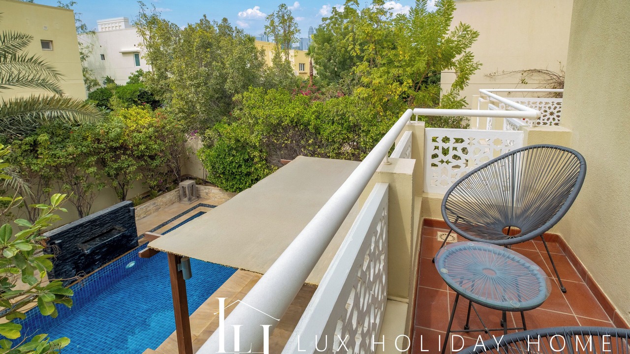 Photo of Patio Balcony in Emirates Hills