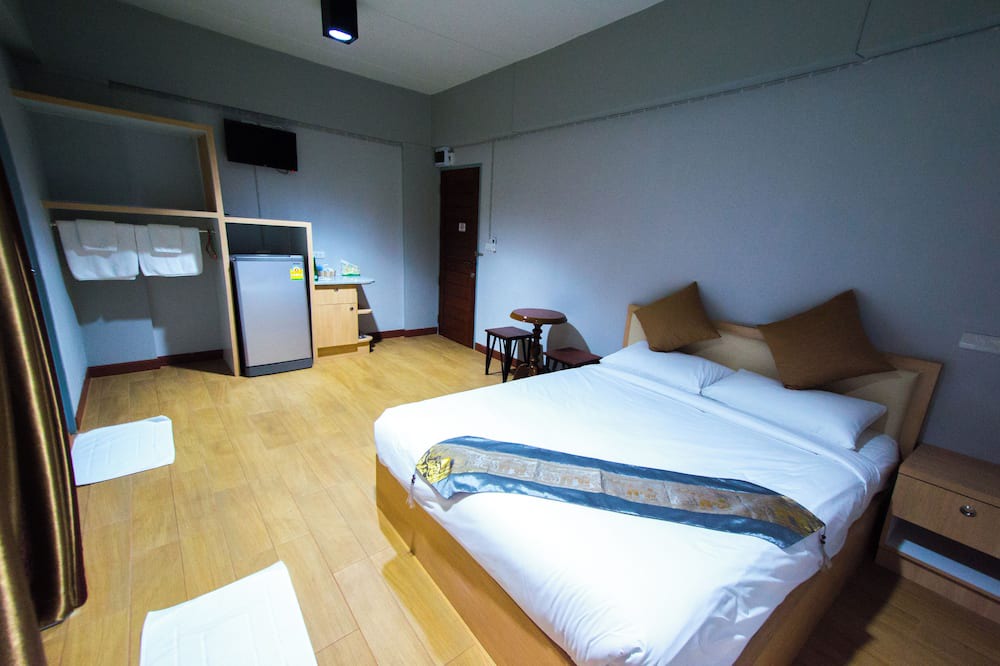 Photo of Bedroom in Racha Thewa