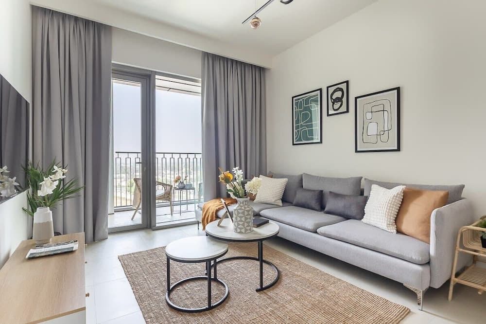 Photo of Livingroom in Za'abeel 2