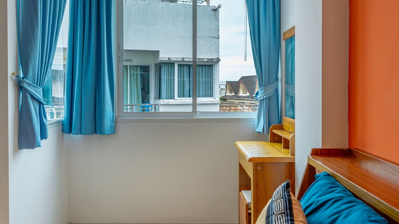 Photo of Bedroom in Nanai Road