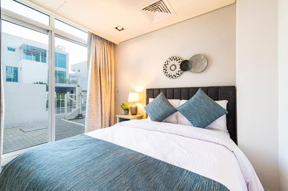 Photo of Bedroom in Al Sufouh 1