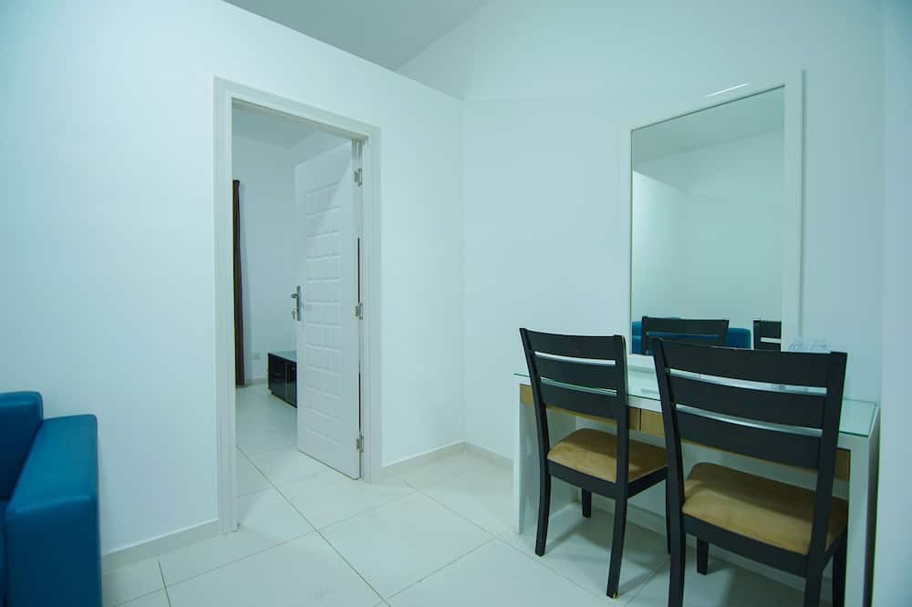 Photo of Livingroom in Dubai Investment Park