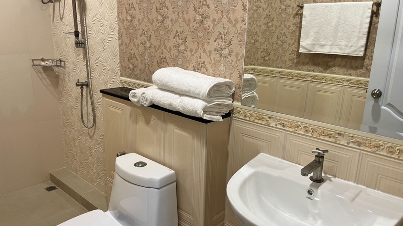 Photo of Bathroom in Bang Phlat