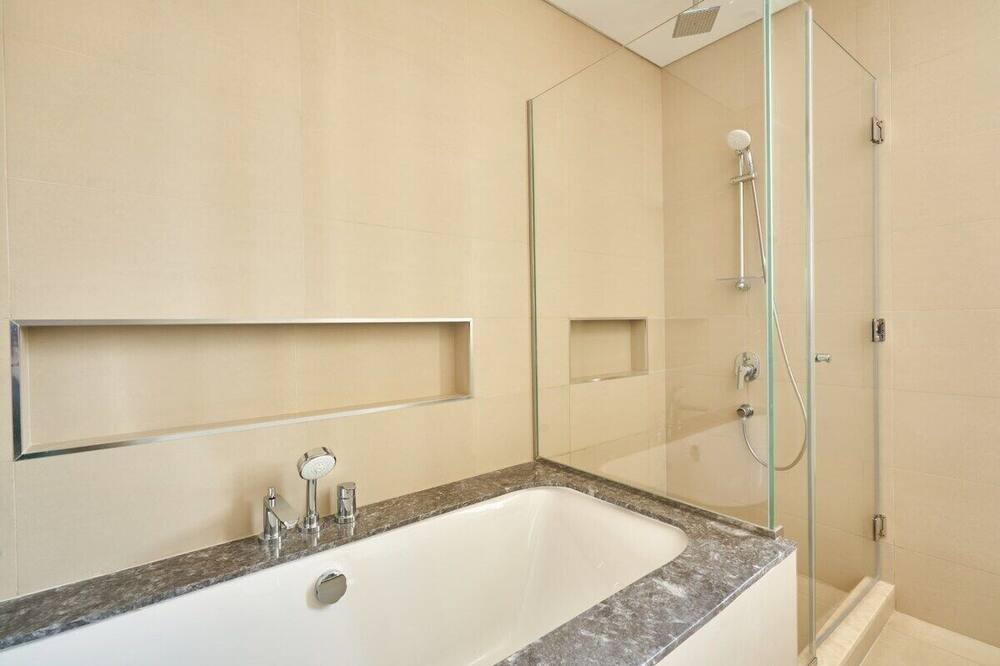 Photo of Bathroom in Za'abeel 2