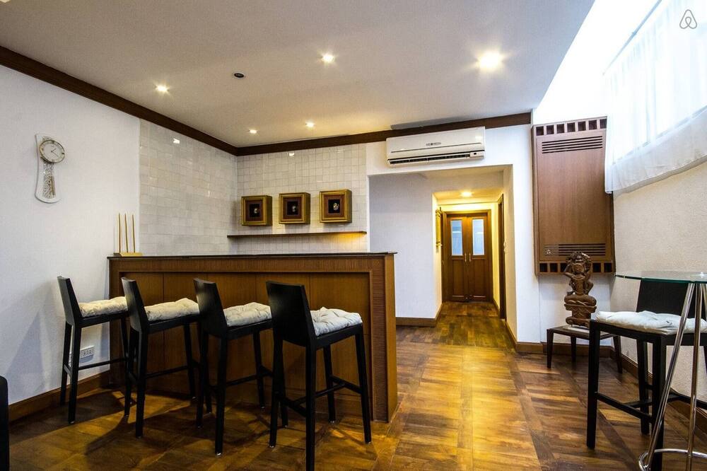 Photo of Kitchen in Khlong Toei Nuea