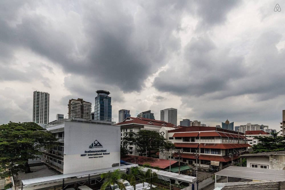 Photo of Outdoor in Khlong Toei Nuea