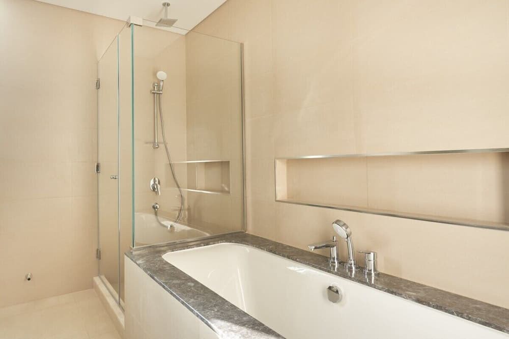 Photo of Bathroom in Za'abeel 2