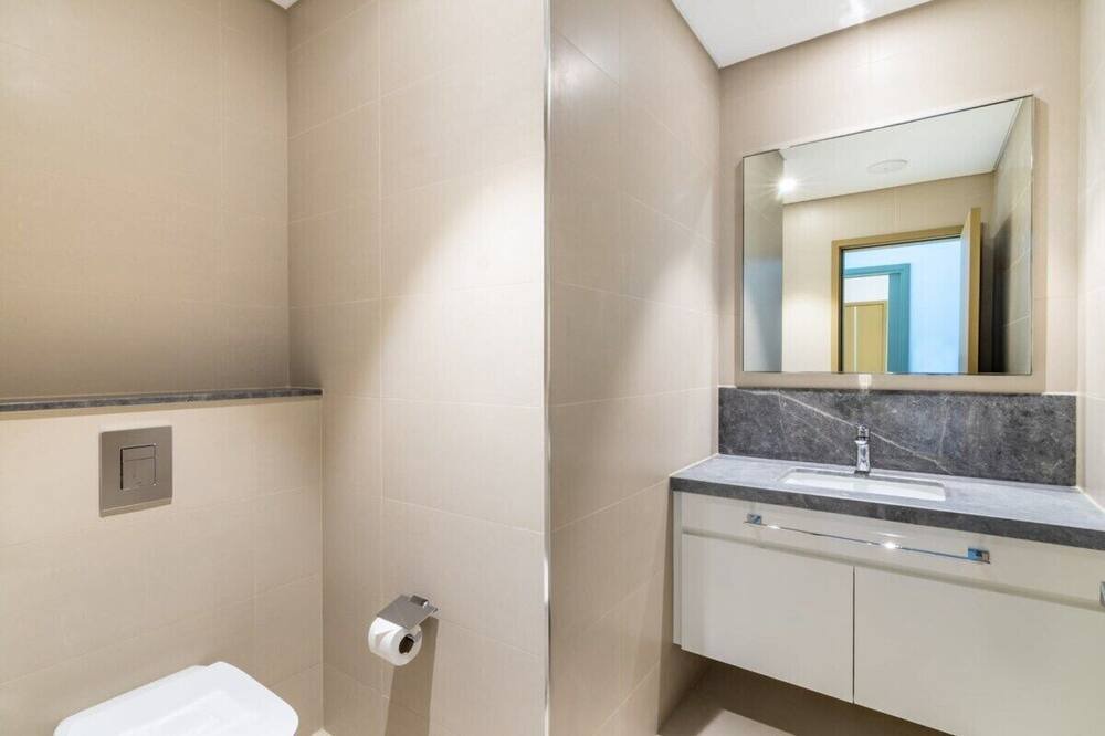 Photo of Bathroom in Za'abeel 2
