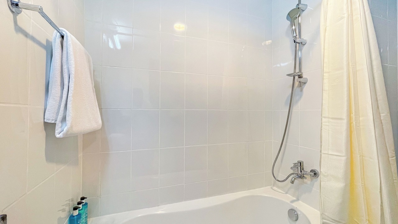 Photo of Bathroom in Al Quoz