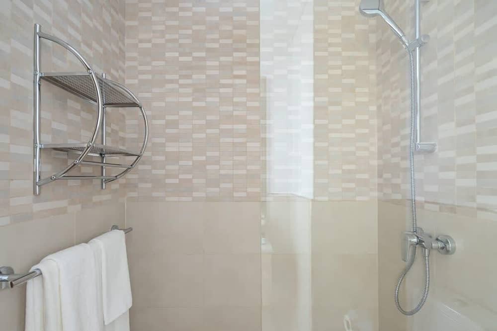Photo of Bathroom in Jebel Ali