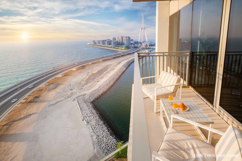 Photo of Patio Balcony in Al Sufouh 2