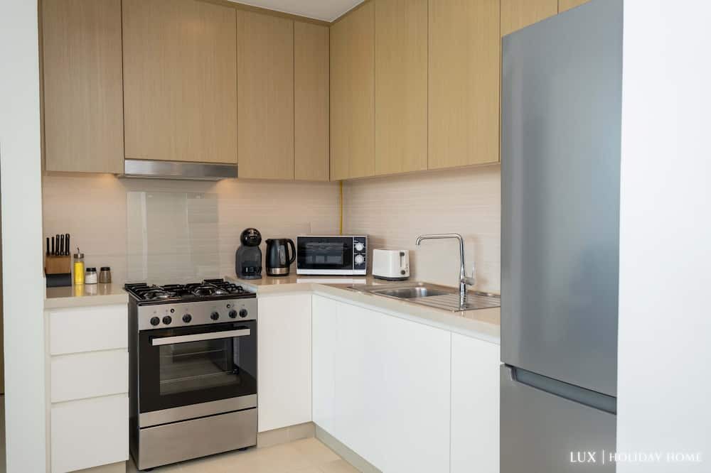 Photo of Kitchen in Al Sufouh 2
