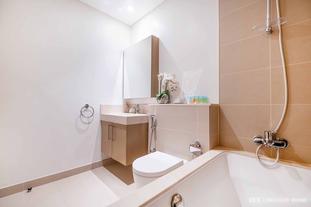 Photo of Bathroom in Al Sufouh 2