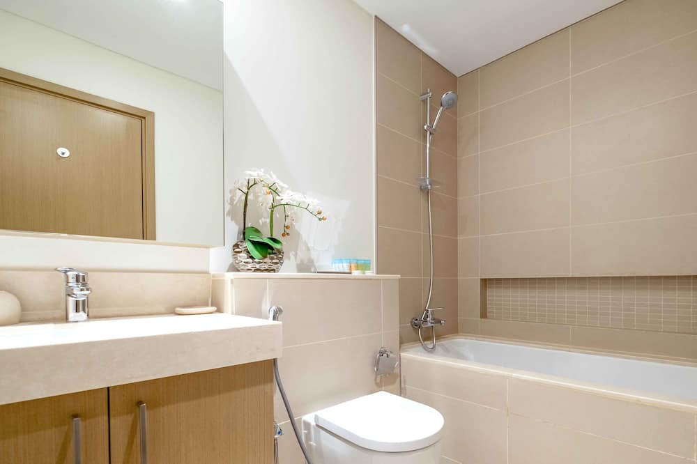 Photo of Bathroom in Al Sufouh 2