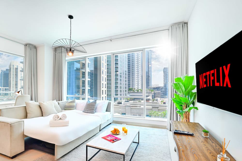 Photo of Livingroom in Al Sufouh 2