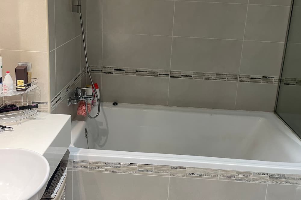Photo of Bathroom in Al Barsha