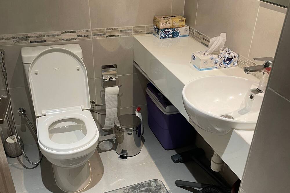 Photo of Bathroom in Al Barsha