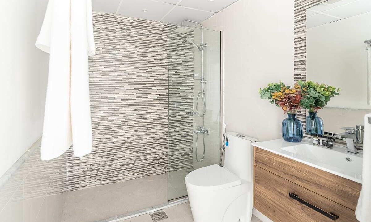 Photo of Bathroom in The Greens