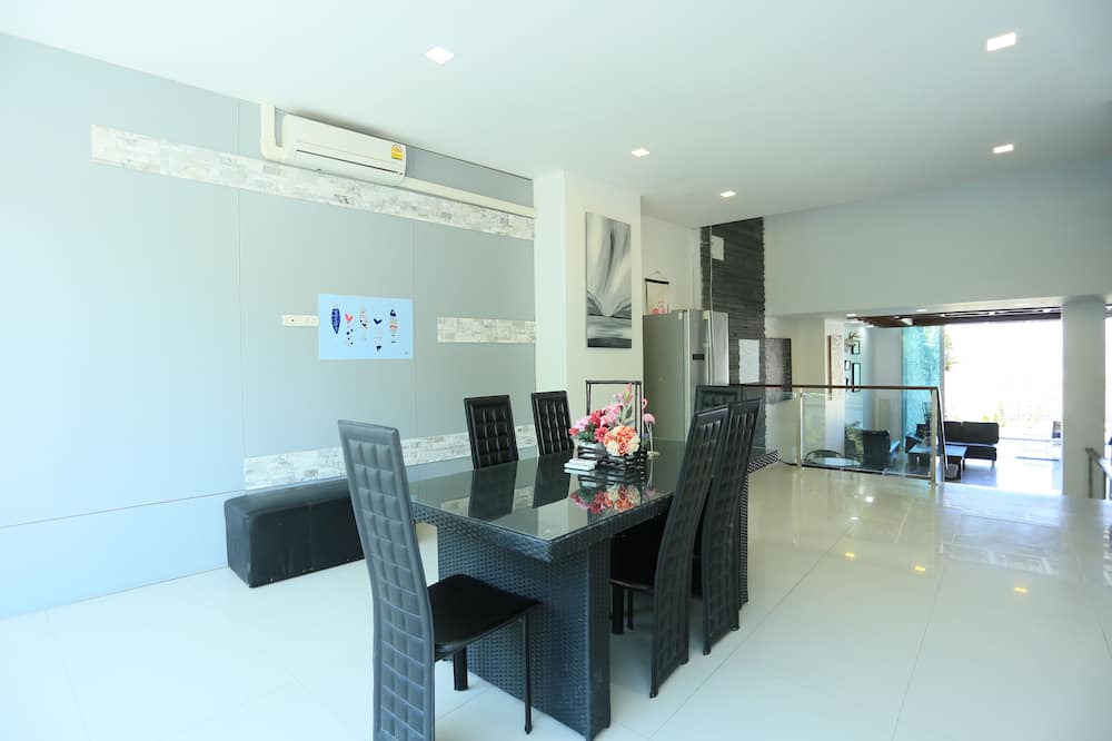 Photo of Kitchen in Nanai Road