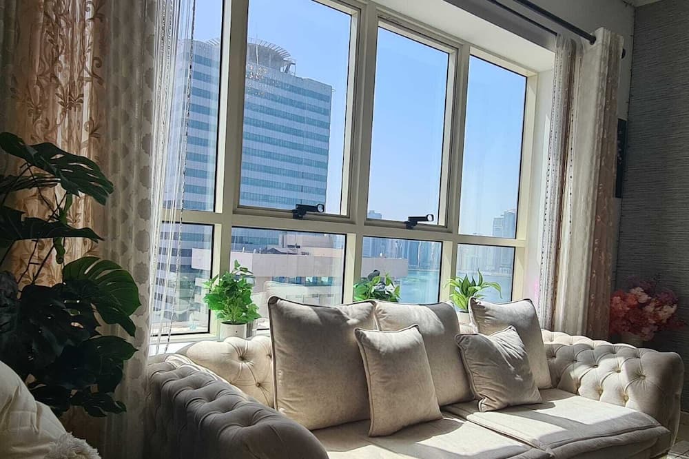 Photo of Livingroom in Al Majaz