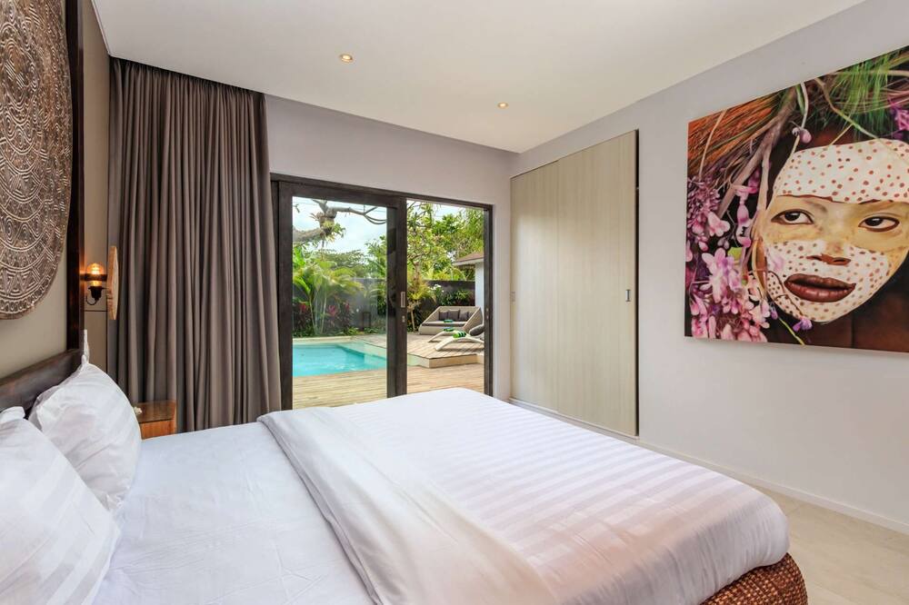 Photo of Bedroom in Sunset Road