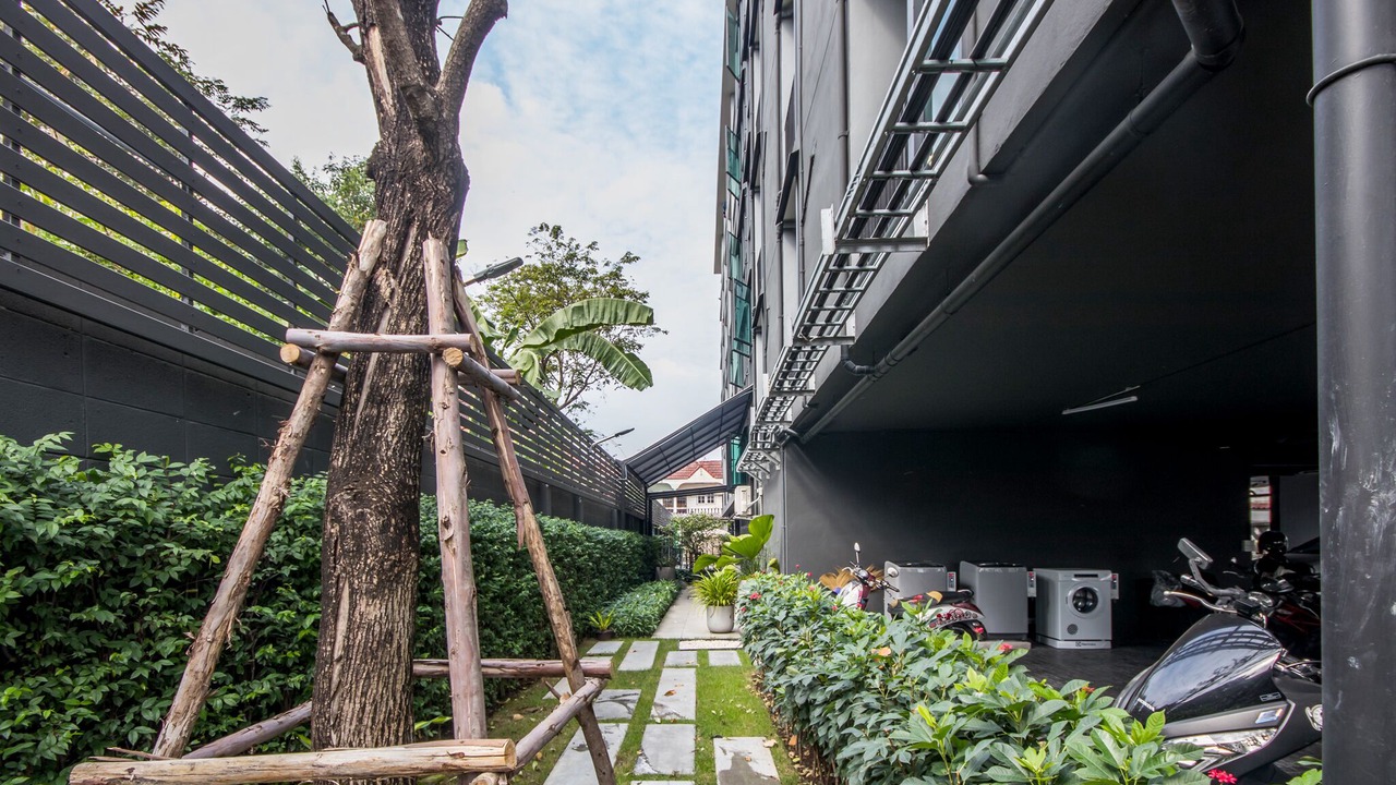 Photo of Outdoor in Khu Khot