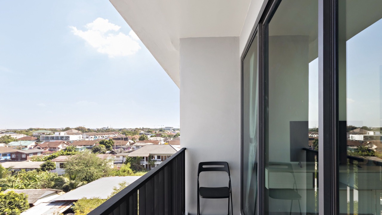 Photo of Patio Balcony in Khu Khot