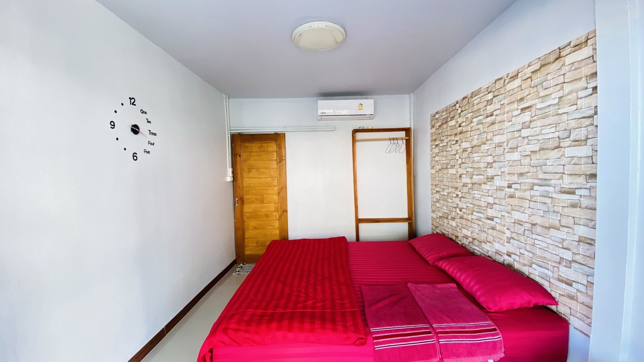 Photo of Bedroom in Ko Mook