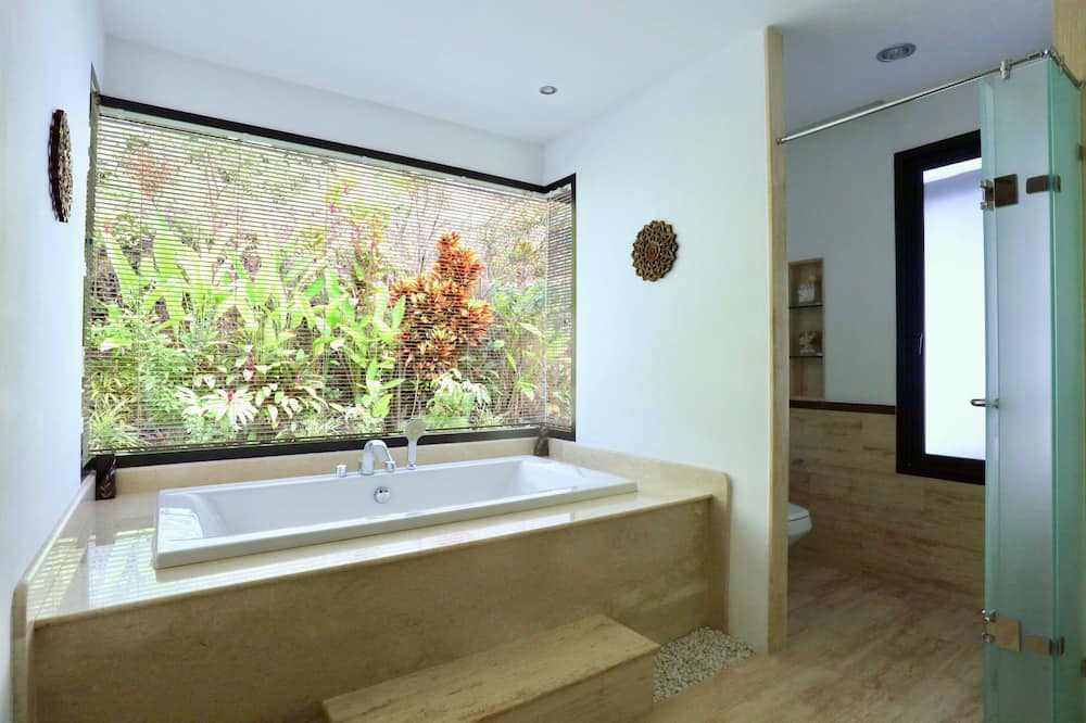 Photo of Bathroom in Ko Lanta