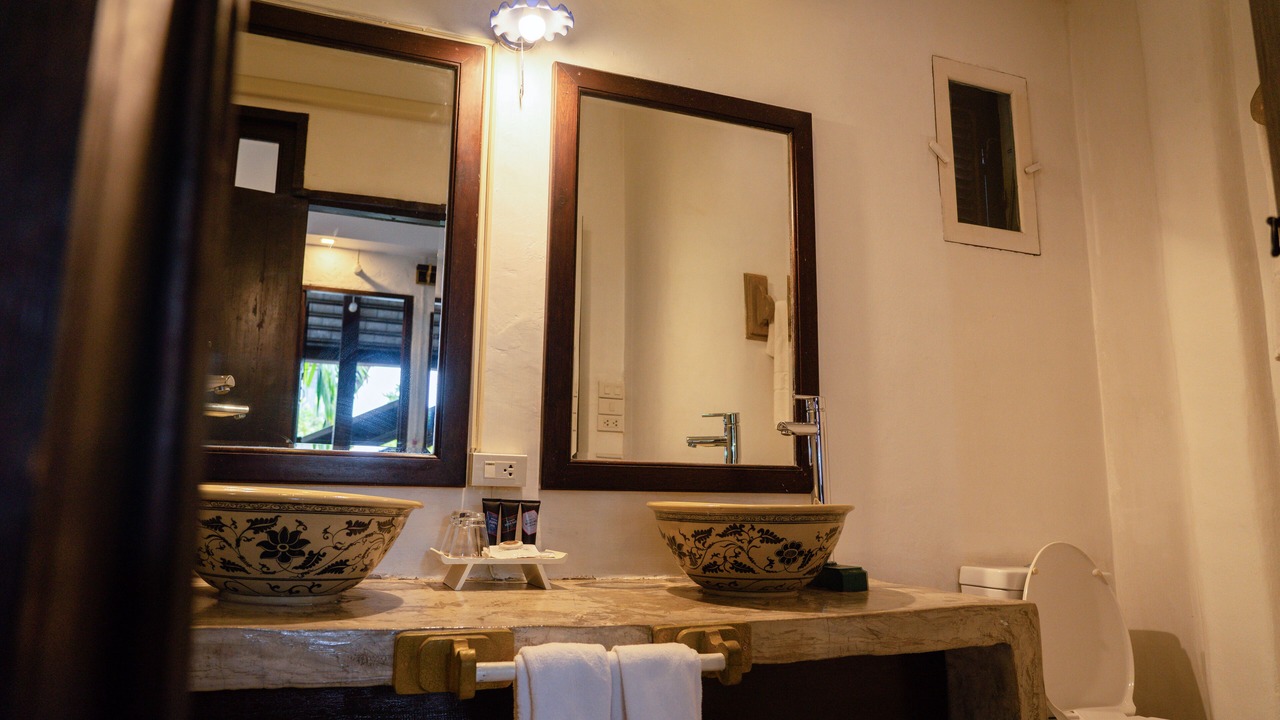 Photo of Bathroom in Pa Daet