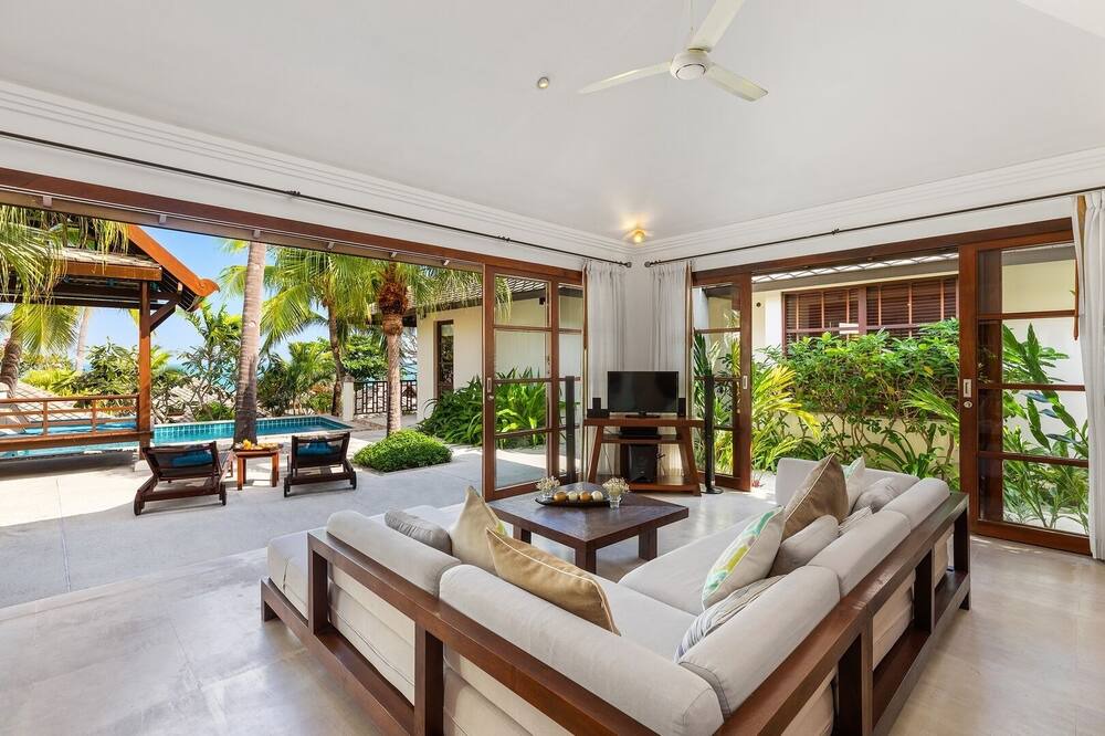 Photo of Livingroom in Choeng Mon