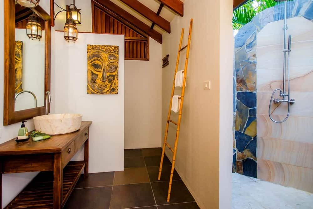 Photo of Bathroom in Nuea Khlong