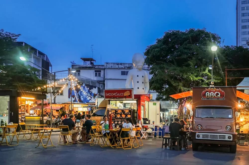 Photo of Outdoor in Phra Khanong Nuea