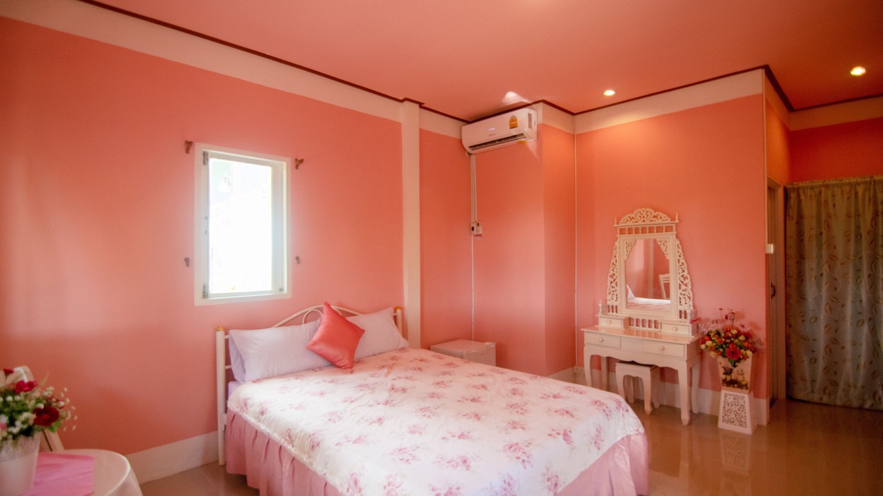 Photo of Bedroom in Tha Ta Kieb