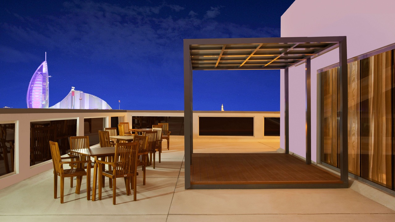 Photo of Outdoor in Jumeira 3