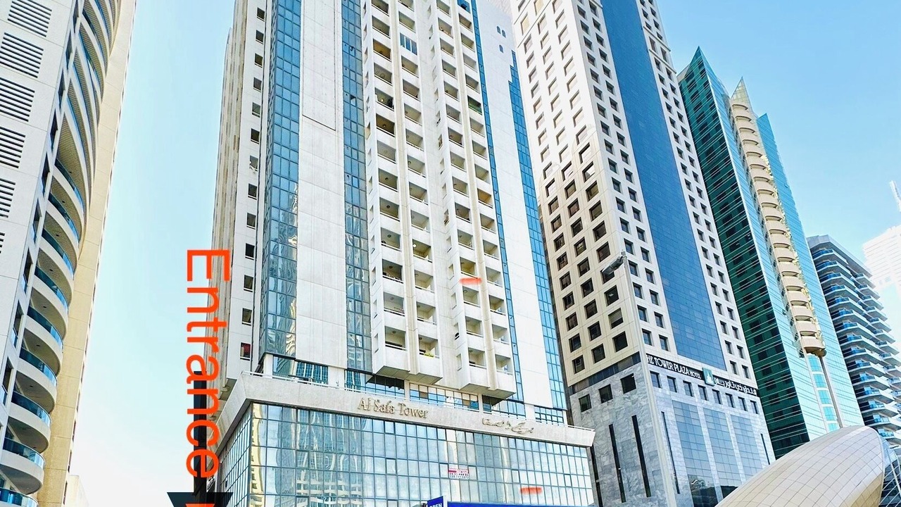 Photo of Outdoor in Trade Center