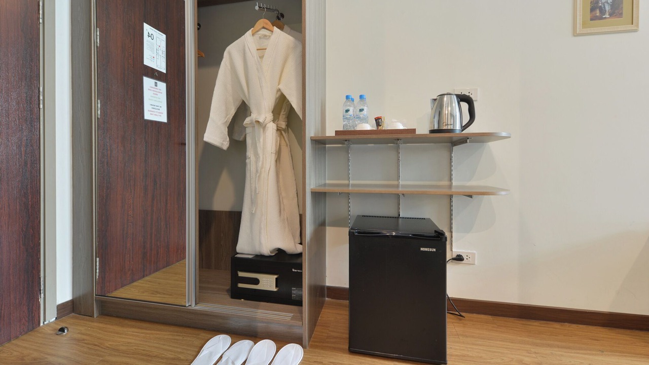 Photo of Bedroom in Phra Khanong Nuea