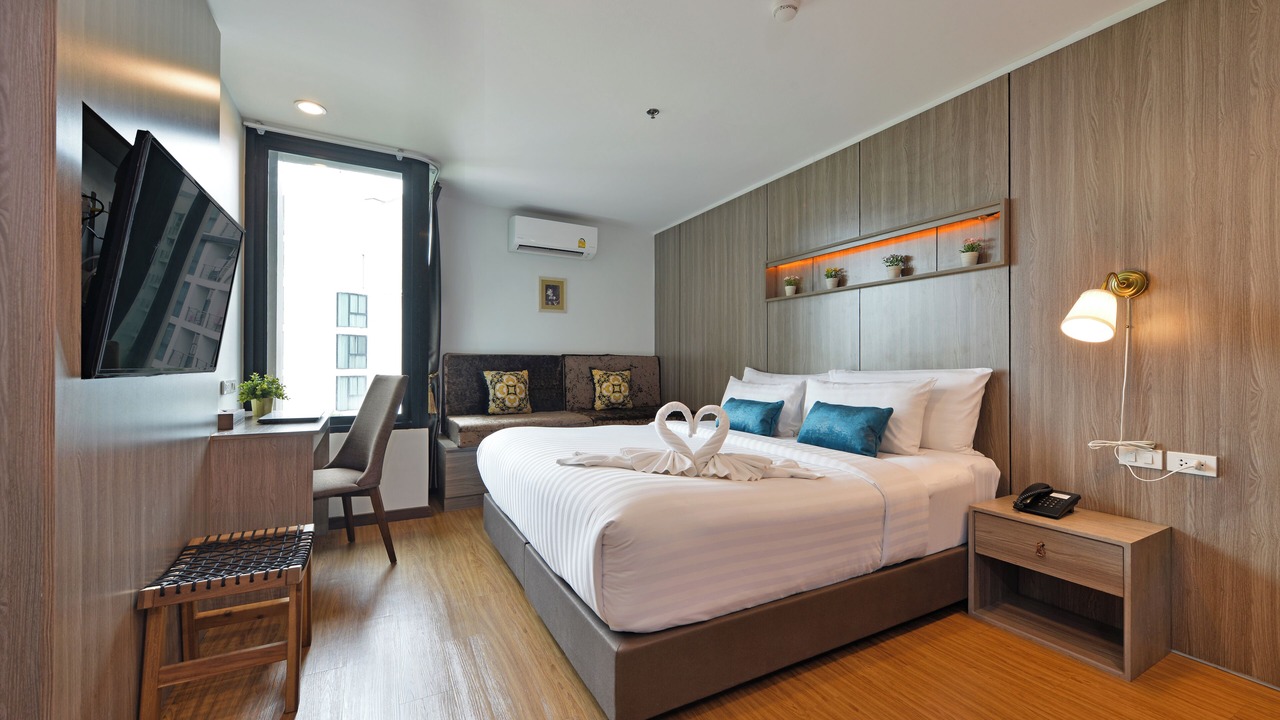 Photo of Bedroom in Phra Khanong Nuea