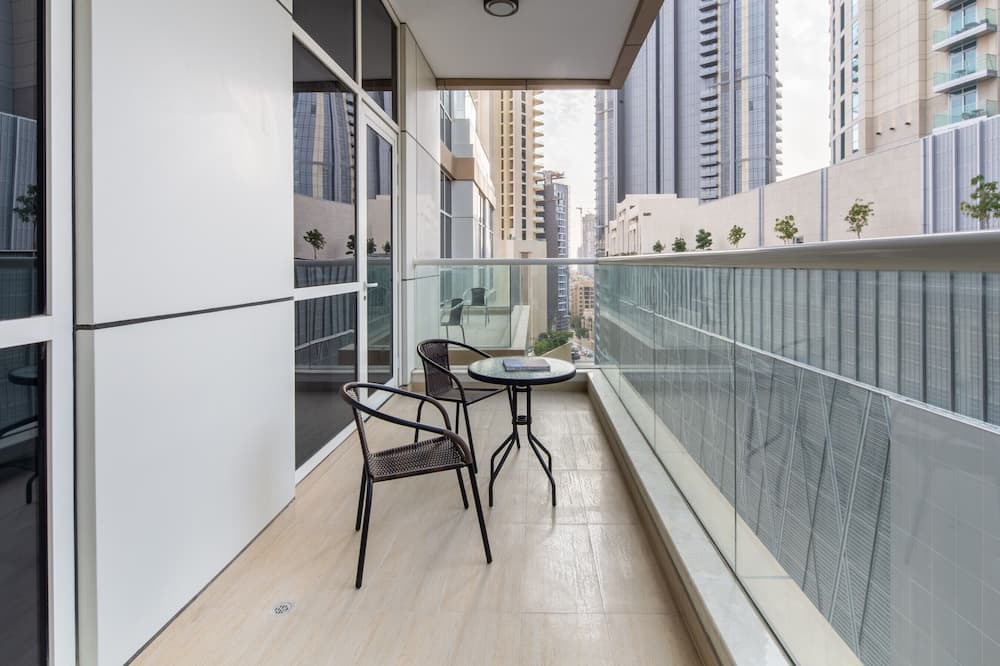 Photo of Patio Balcony in Trade Centre 1
