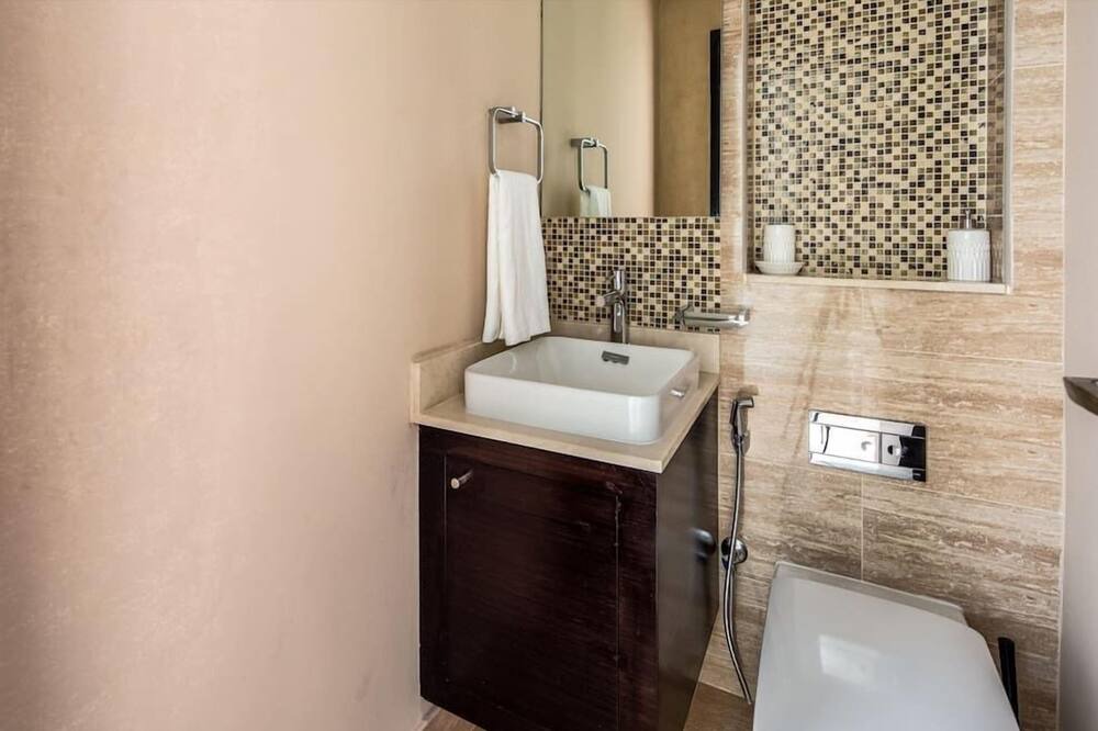 Photo of Bathroom in Downtown Dubai