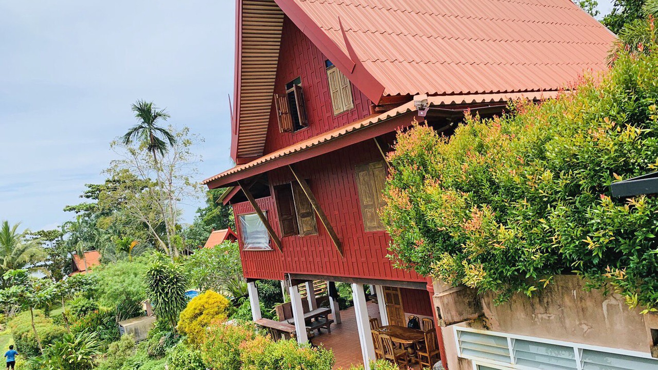 Photo of Buildings in Nuea Khlong