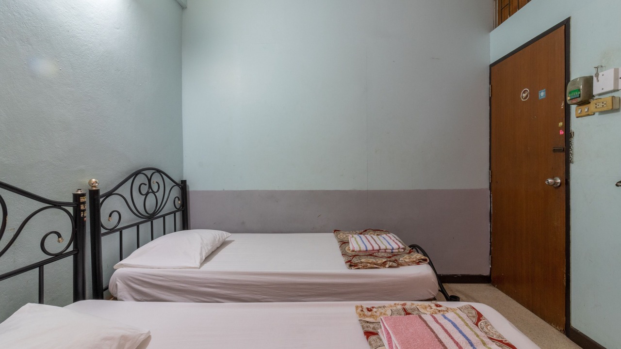 Photo of Bedroom in Talat Yot