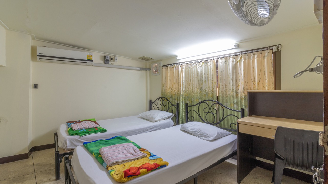 Photo of Bedroom in Talat Yot