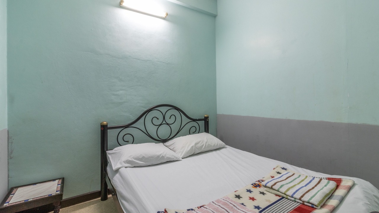 Photo of Bedroom in Talat Yot
