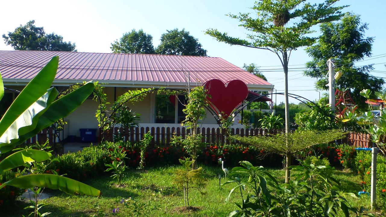 Photo of Outdoor in Phen