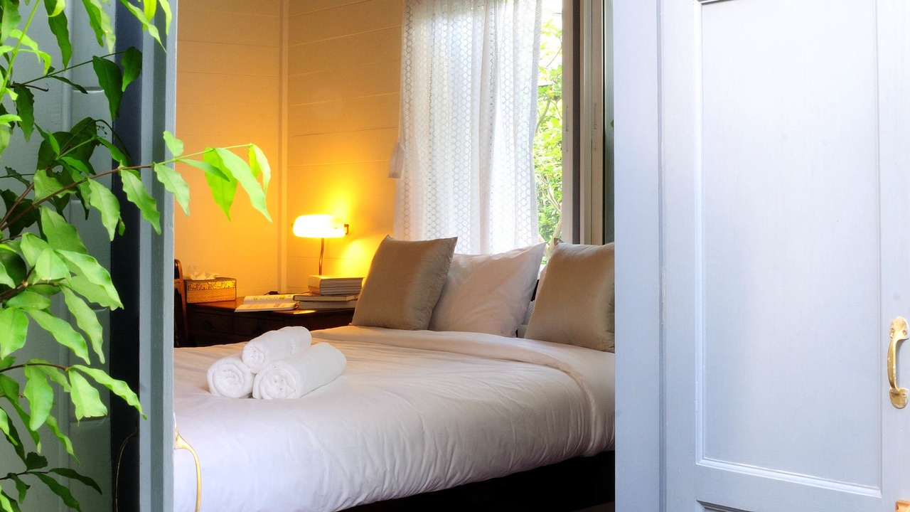 Photo of Bedroom in Wat Bowon Niwet